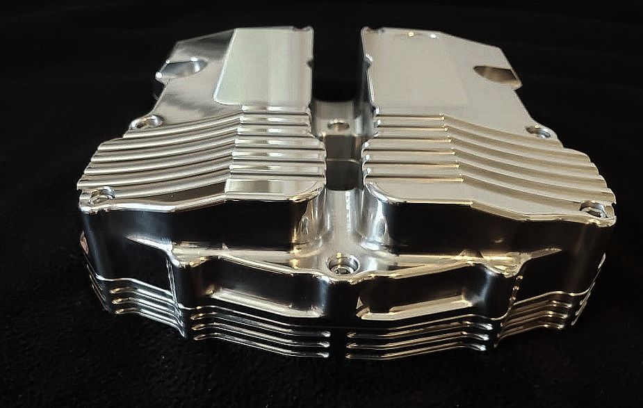 Kens Factory Harley Milwaukee 8 / M8 Harley rocker Boxes , Show Polish